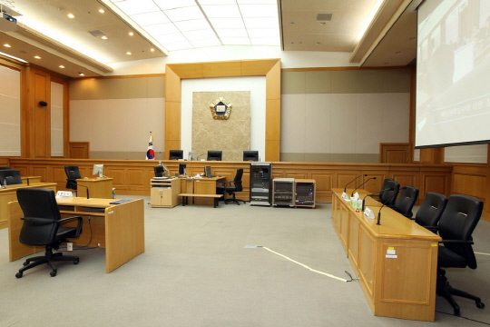 법정  [연합뉴스]